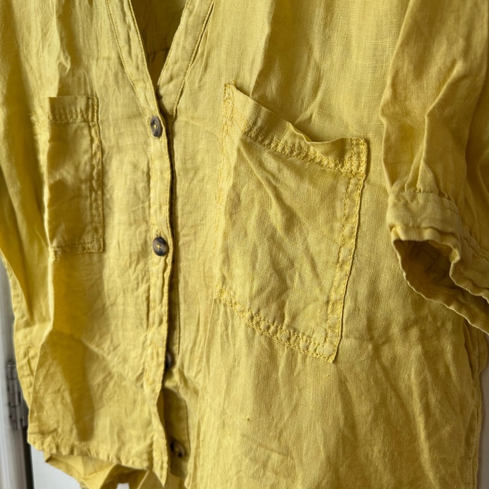 Pilcro Sunny Yellow Short Sleeve Button-up Blouse - Picture 5 of 6